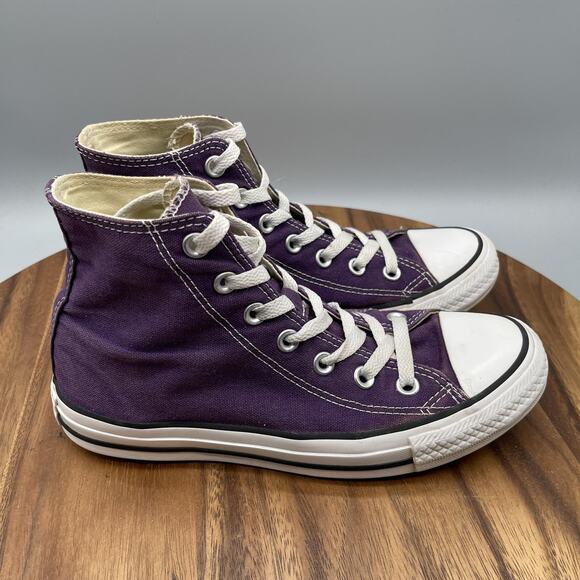 Converse Chuck Taylor All Star Shoes Womens Size 7 Purple High Tops Casual Skate - Picture 1 of 8